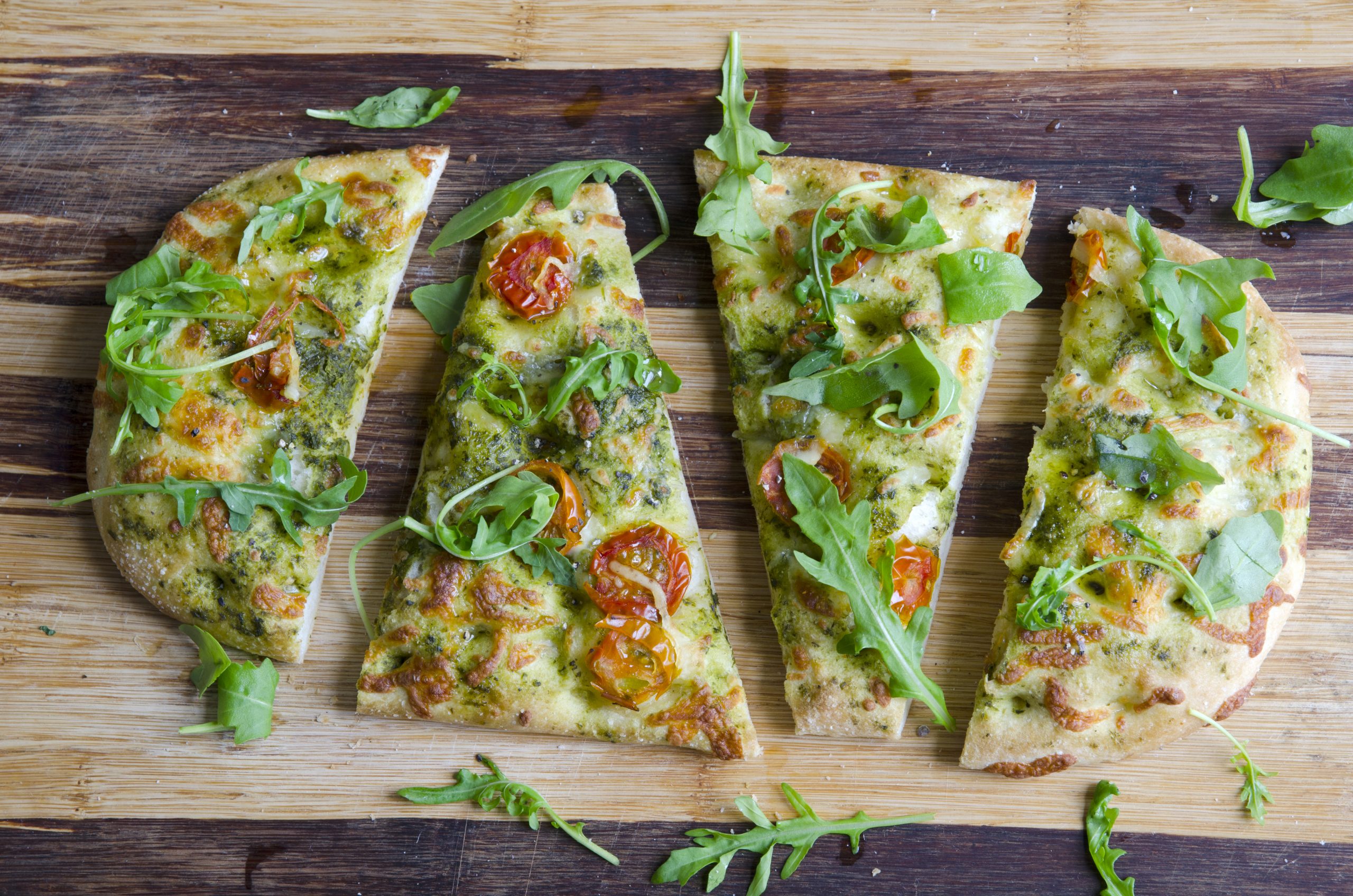 Try This Manuka Honey Sweetened Flatbread Pizza! - Manuka Honey USA