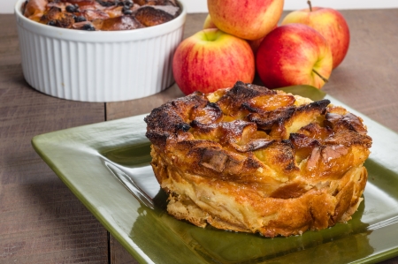 Manuka Honey Apple Bread Pudding for Fall!