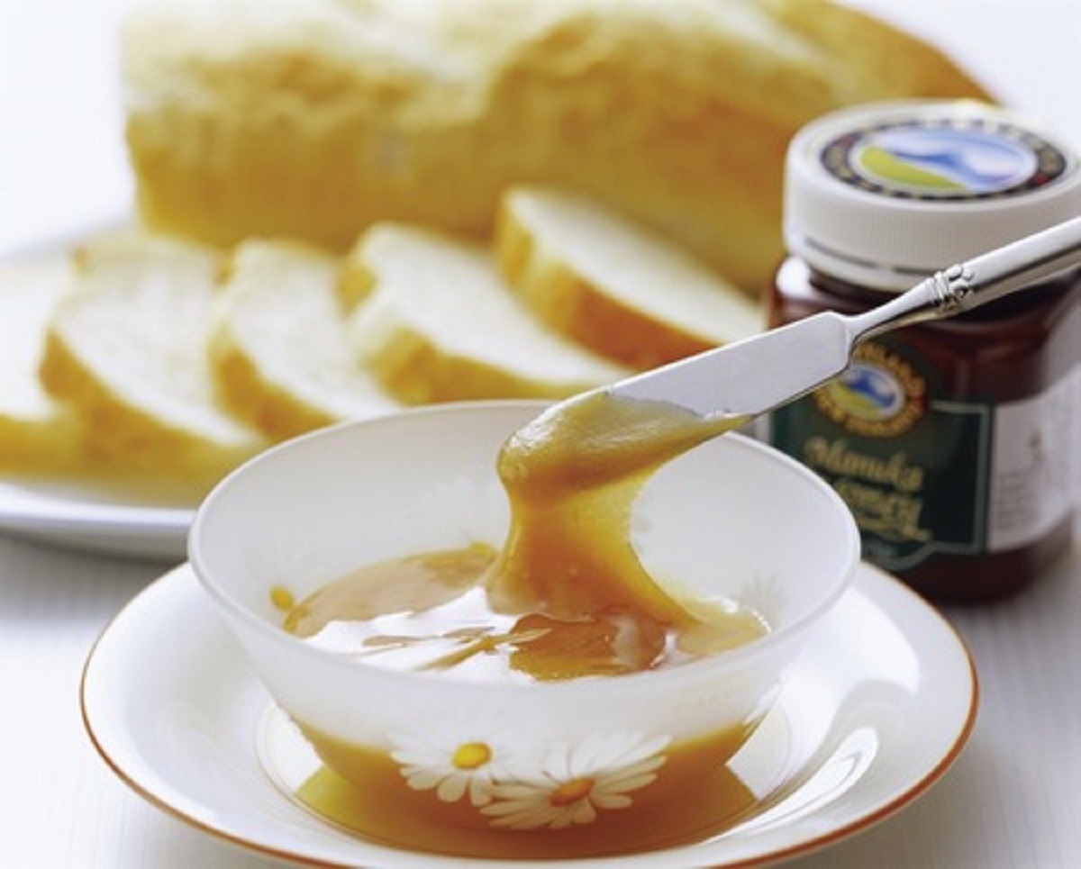 Manuka Honey Industry Receives ‘Double Whammy’