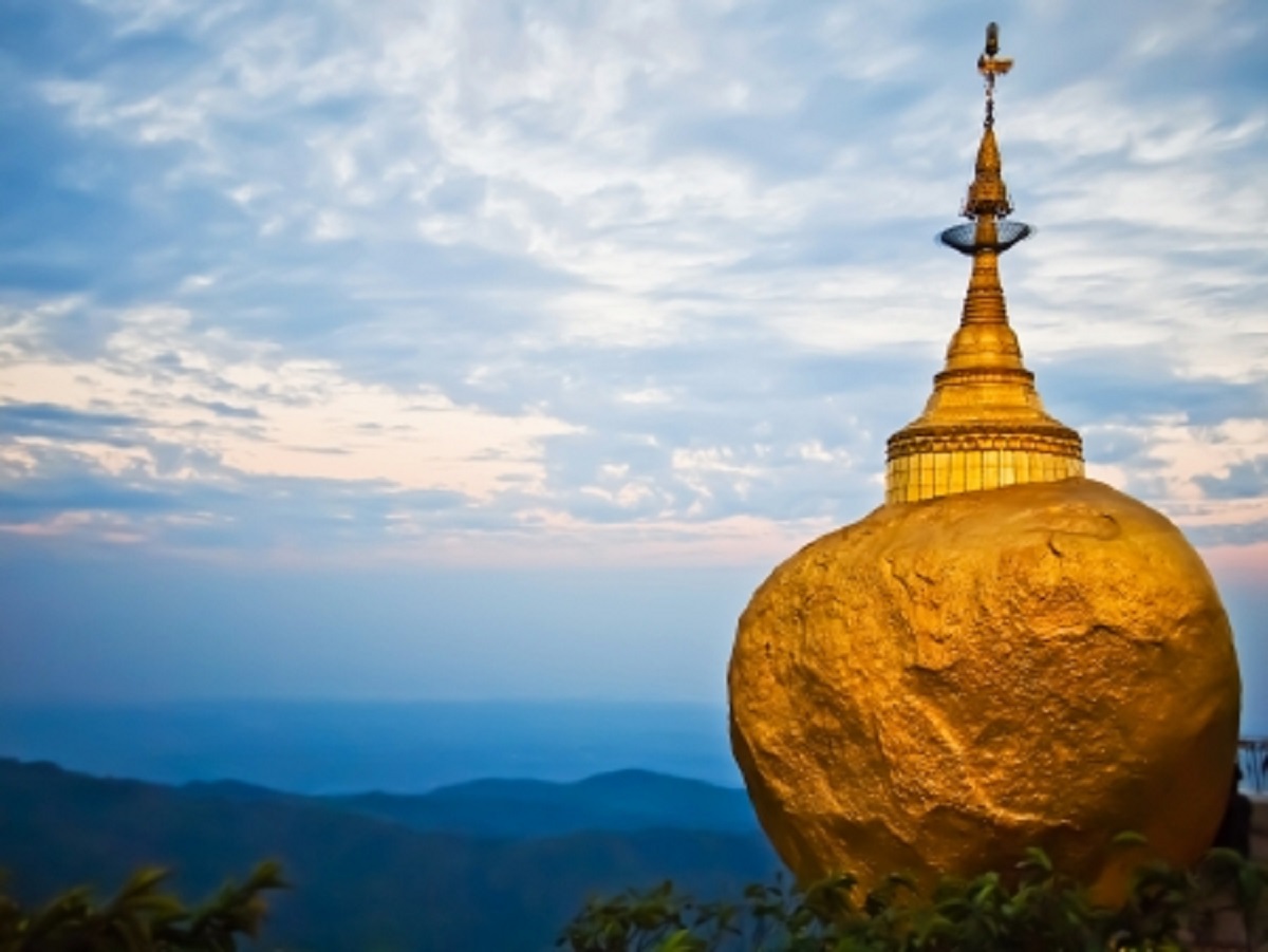 Myanmar Beekeeping Boosts Honey and Income