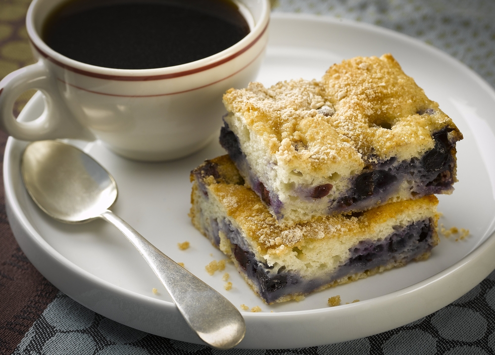 How to Make Blueberry Manuka Honey Coffeecake