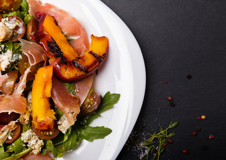 Try Some Grilled Ham and Peach Salad!