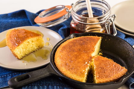 How to Make Manuka Honey Cornbread