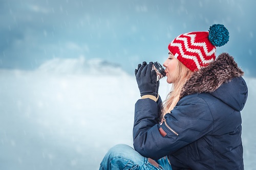 These Doctors Love Manuka Honey for Winter Wellness