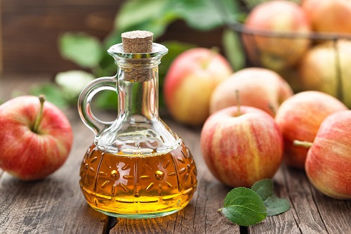 Apple Cider Vinegar and Honey Tonic Gains Popularity for Alleged Weight Loss